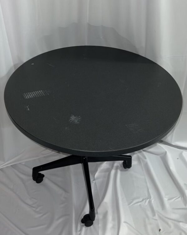 48" Round Table with Wheels