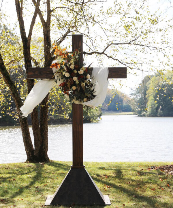Ceremony Cross 10'x6'